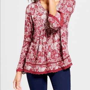 Cute long sleeve red top